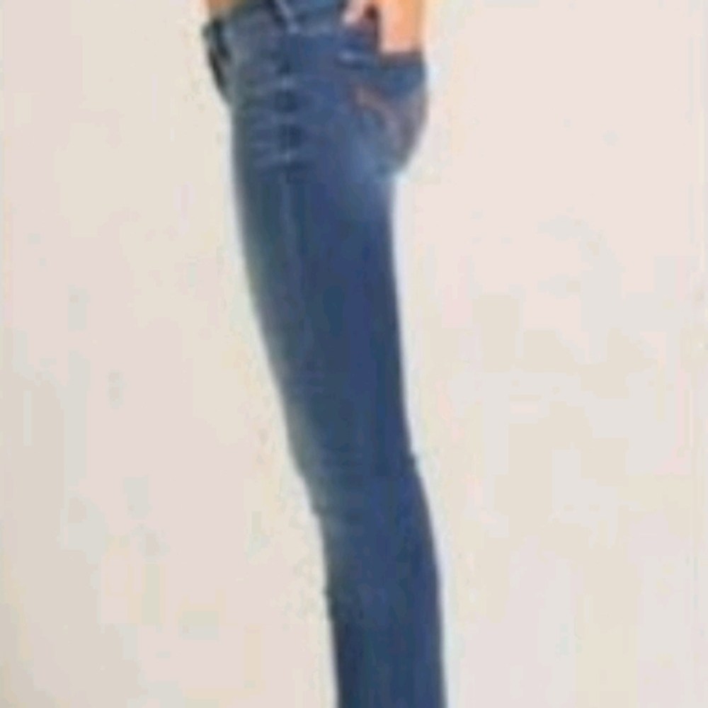 Hollister Straight leg Jeans. Size 29